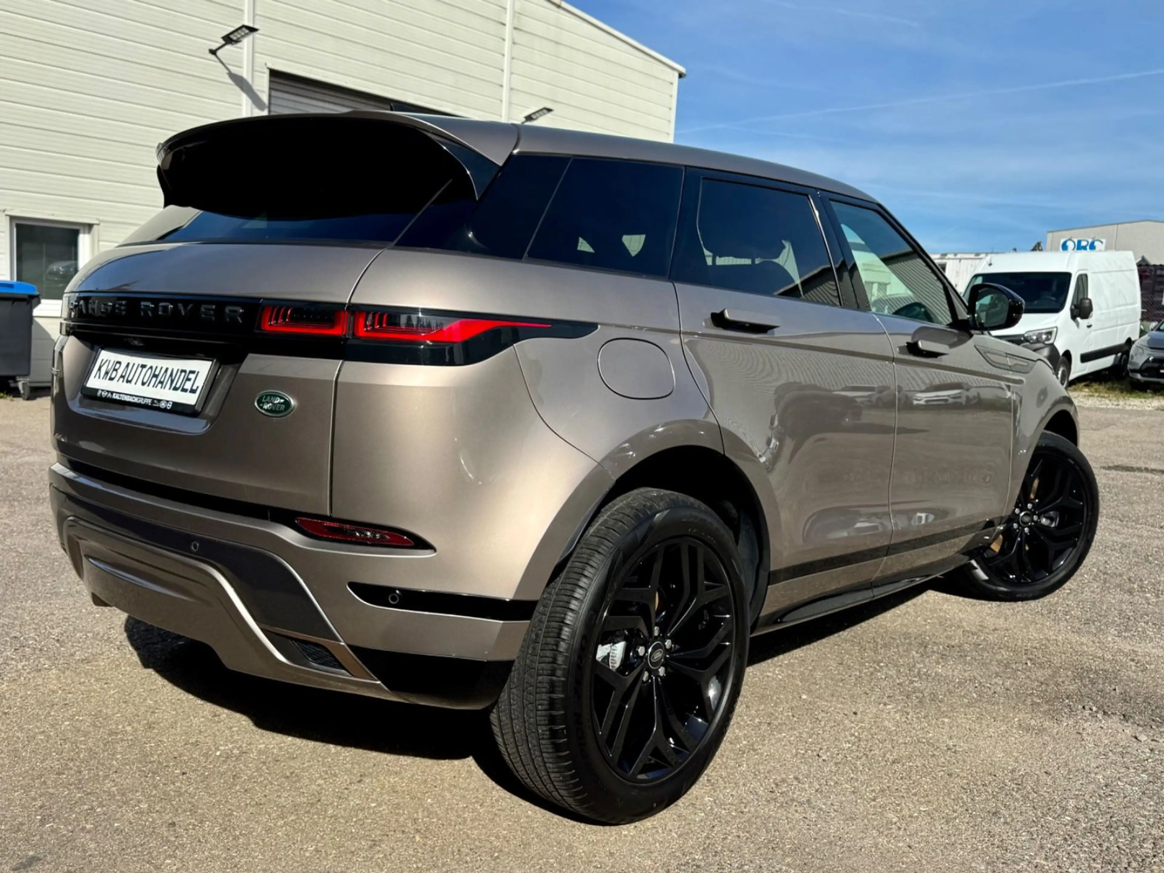 Land Rover Range Rover Evoque D165 AWD R-Dynamic SE — photo 5