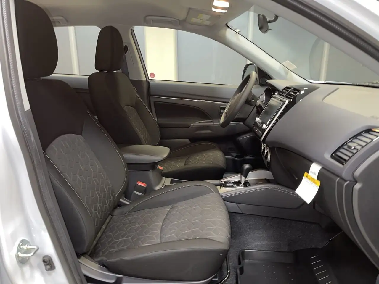 Mitsubishi RVR снимка Mitsubishi RVR