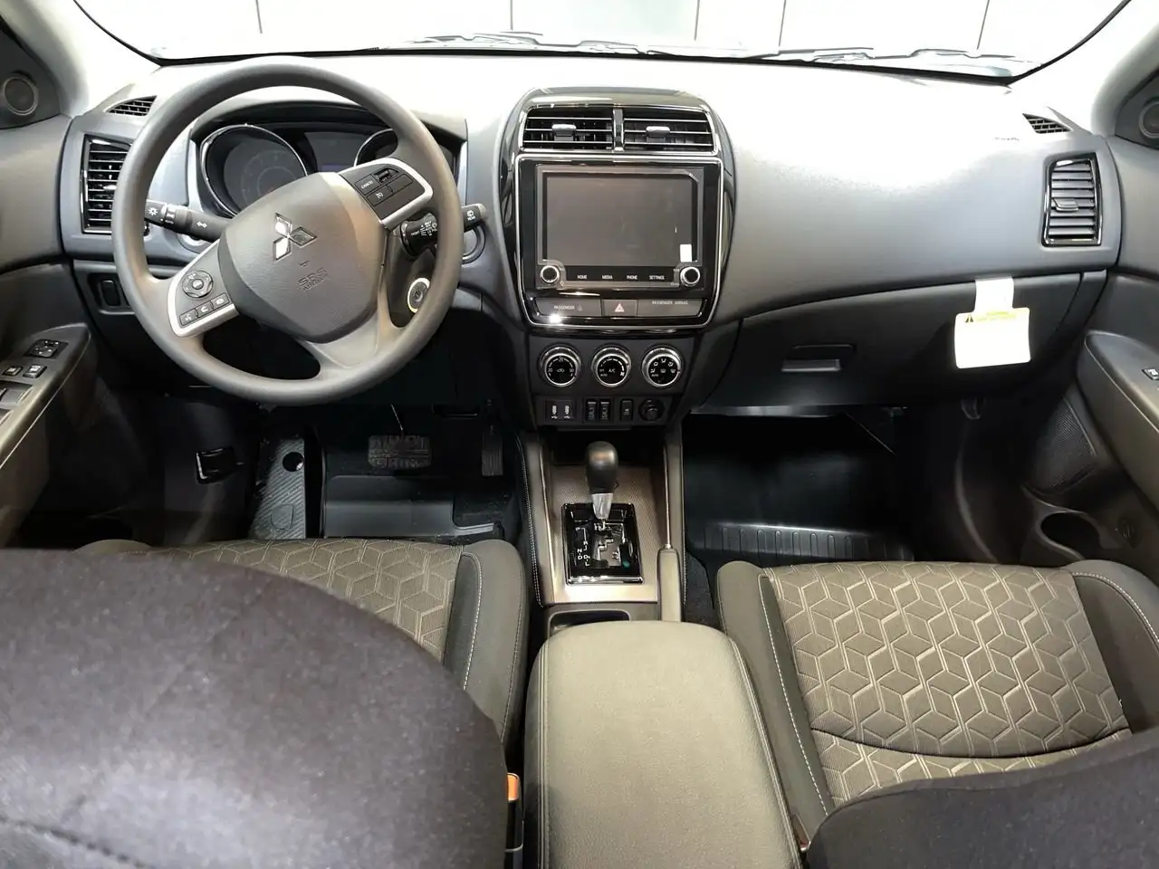 Mitsubishi RVR снимка Mitsubishi RVR