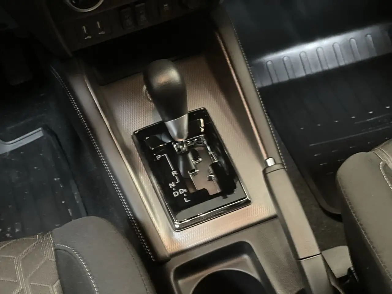 Mitsubishi RVR снимка Mitsubishi RVR
