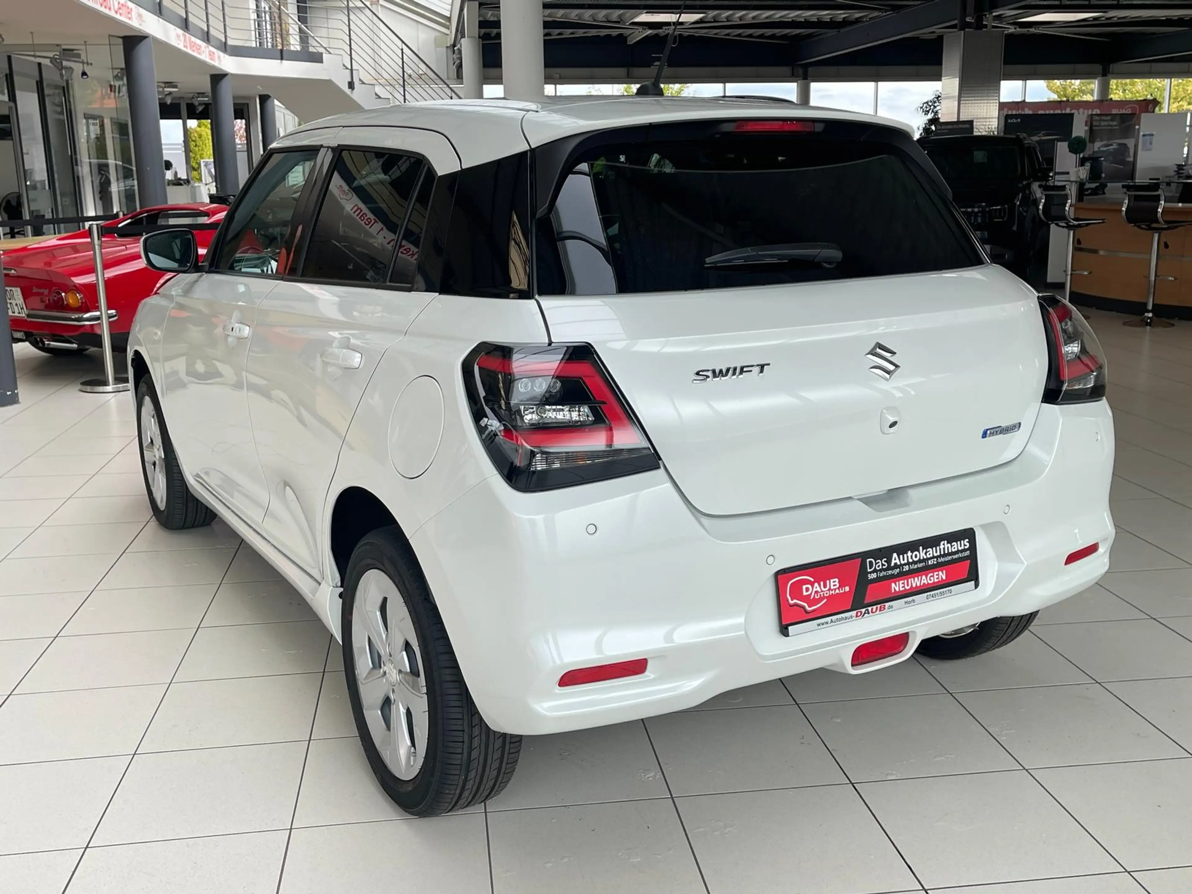 Suzuki Swift 1.2 COMFORT ALLGRIP HYBRID — photo 4