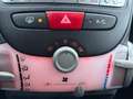 Toyota Aygo 1.0-12V 3-Deurs Airco Audio/CD Getint glas ABS EBD Zwart - thumbnail 4