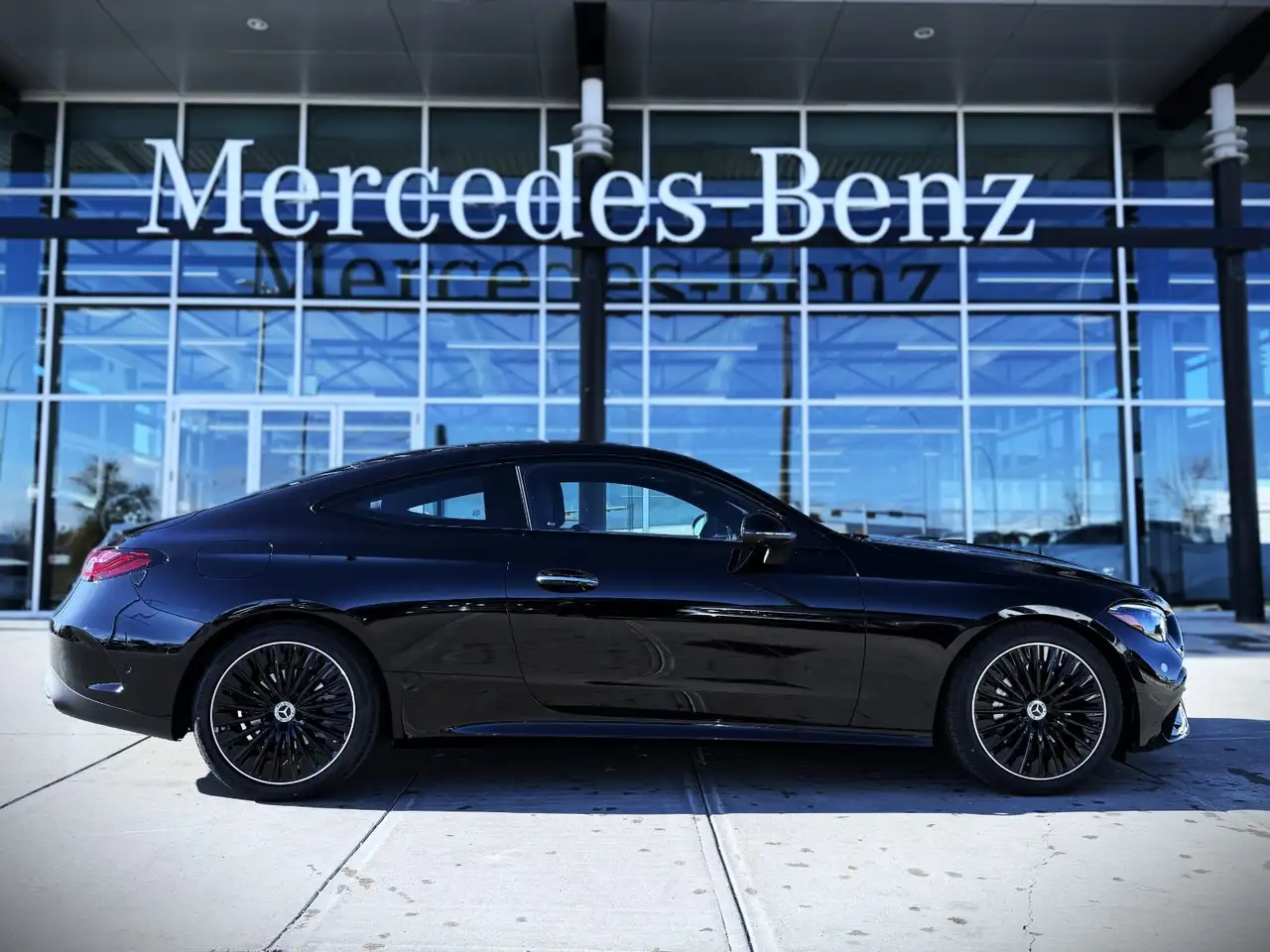 Mercedes-Benz CLE снимка Mercedes-Benz CLE