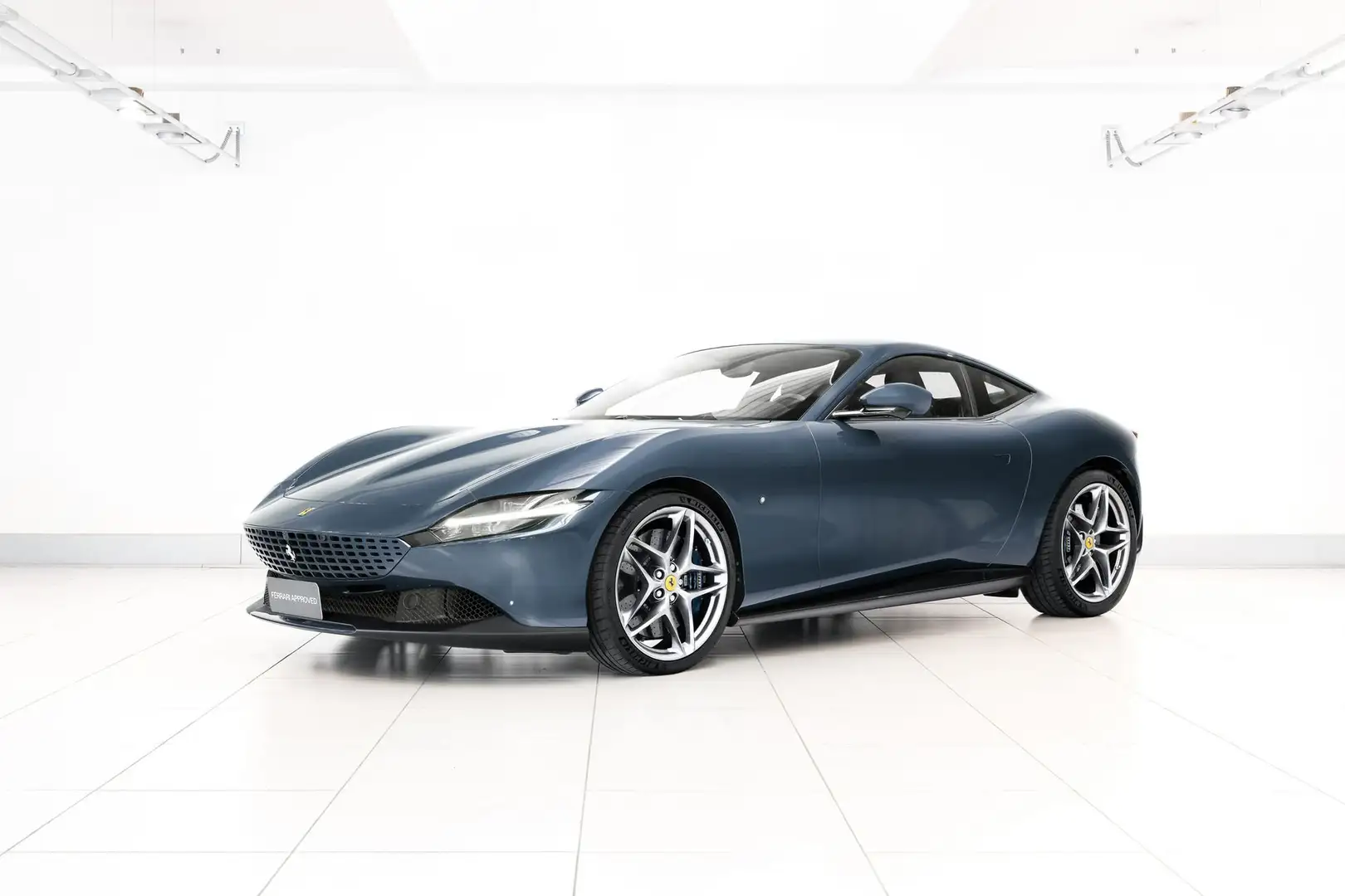 Ferrari Roma Roma Blau - 2