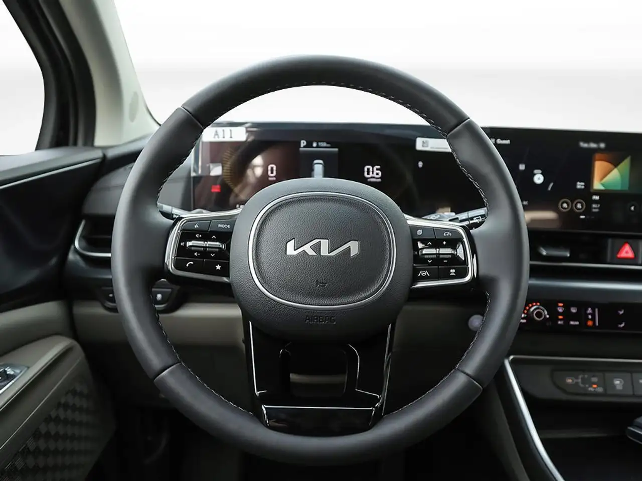 Kia Carnival снимка Kia Carnival