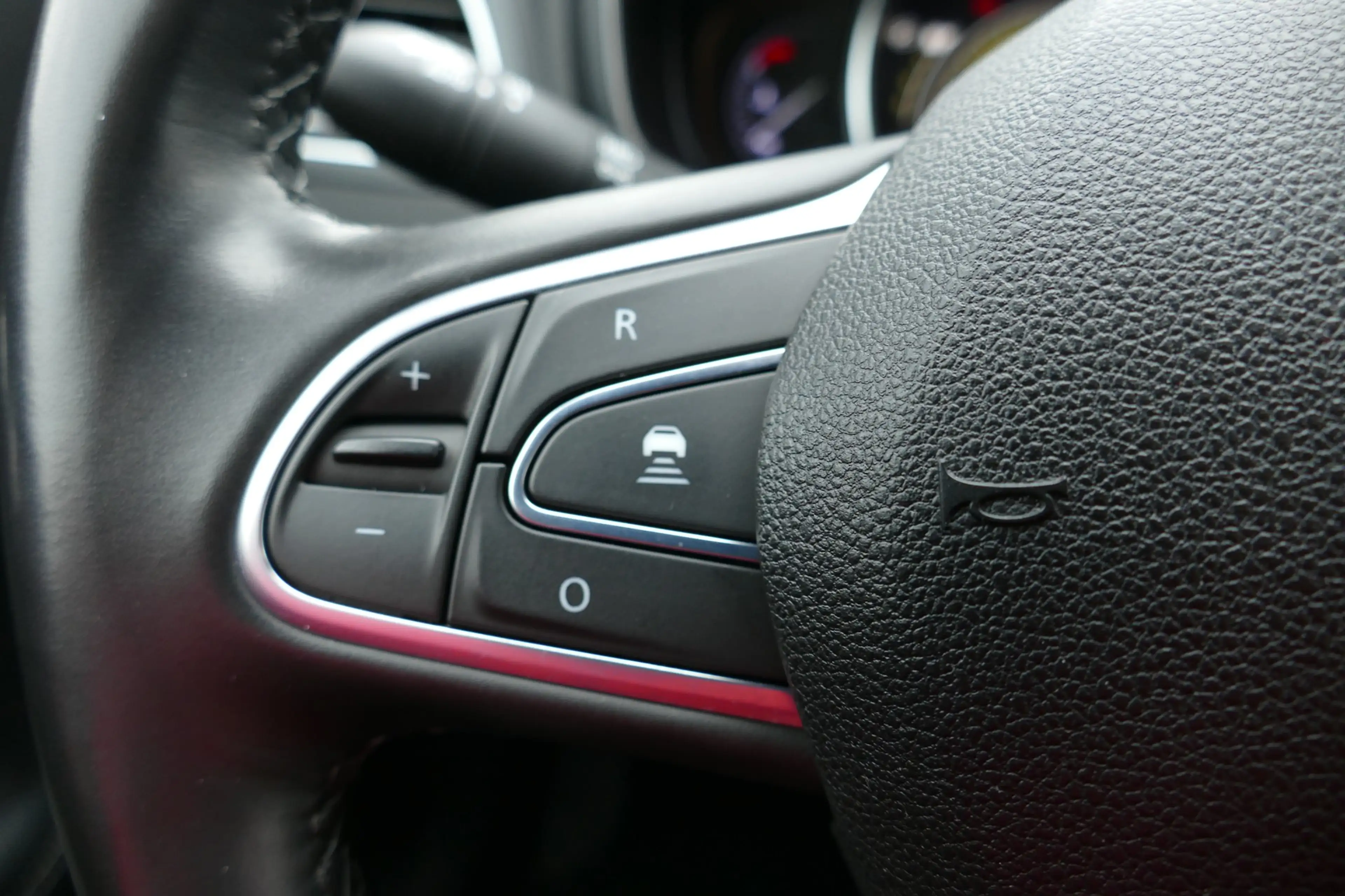 Renault Koleos dCi 185 Aut. 4x4 LED Navi SHZ Kam ACC — photo 9