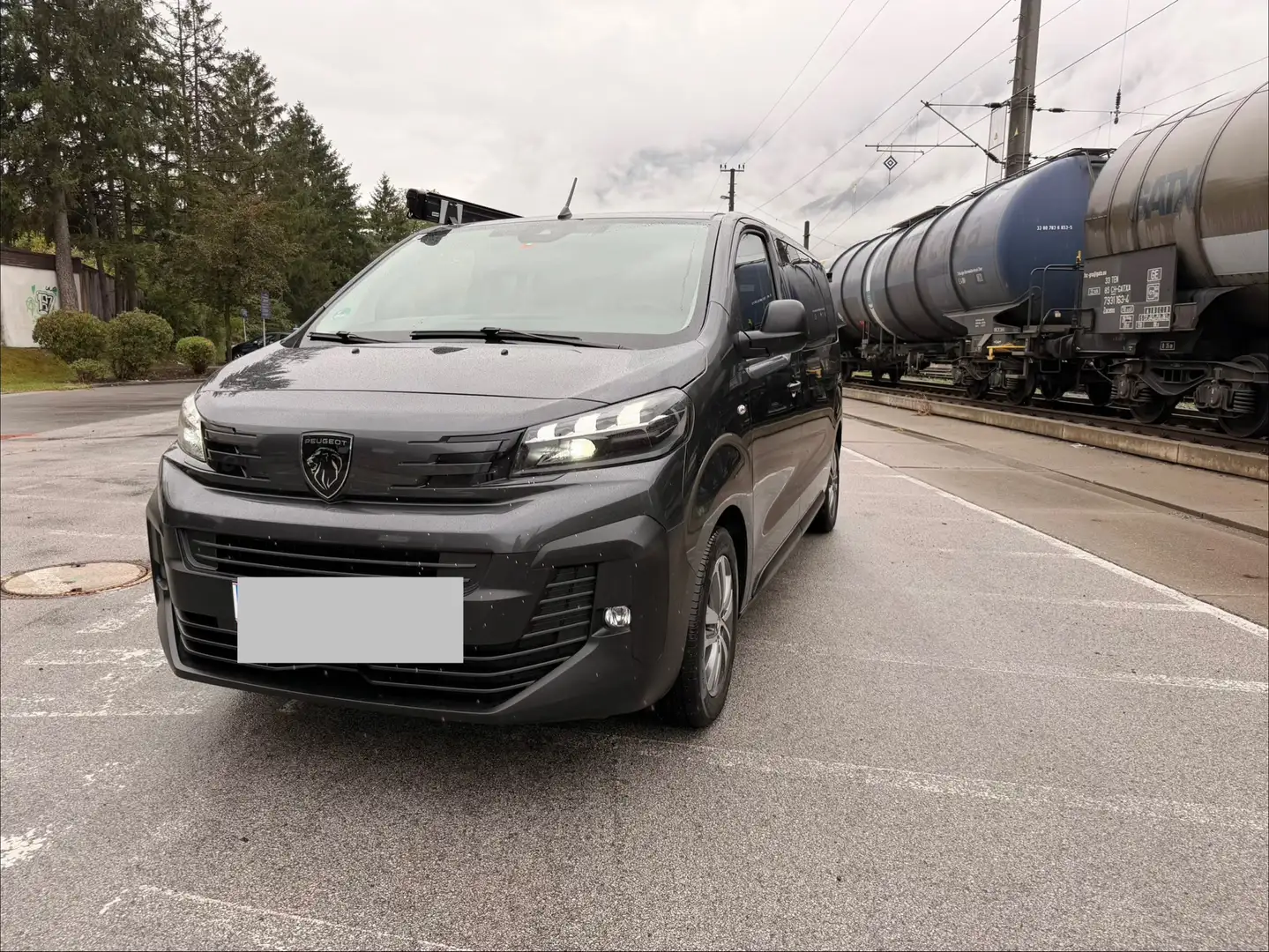 Peugeot Expert Expert Kombi BlueHDi 180 Standard EAT8 Schwarz - 2