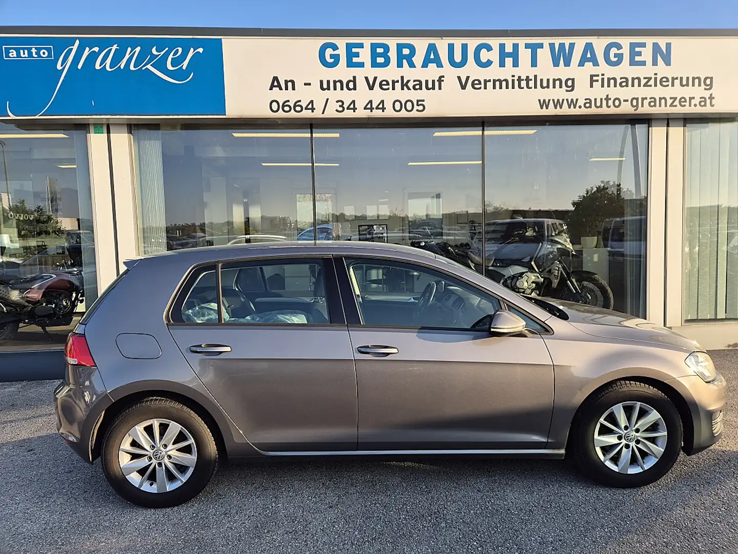Volkswagen Golf R abbit 1,6 BMT TDI Grau - 1