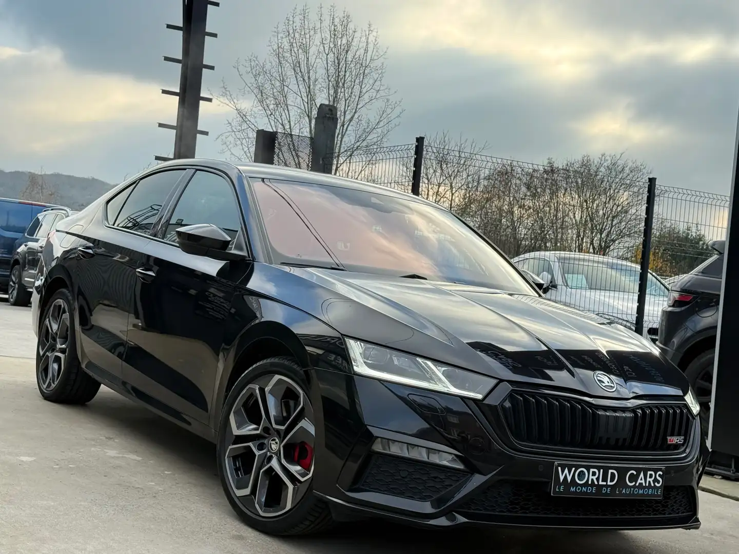 Skoda Octavia RS PHEV 1.4 TSI DSG COCKPIT DISTRO LINE ASS. CAM. Schwarz - 2