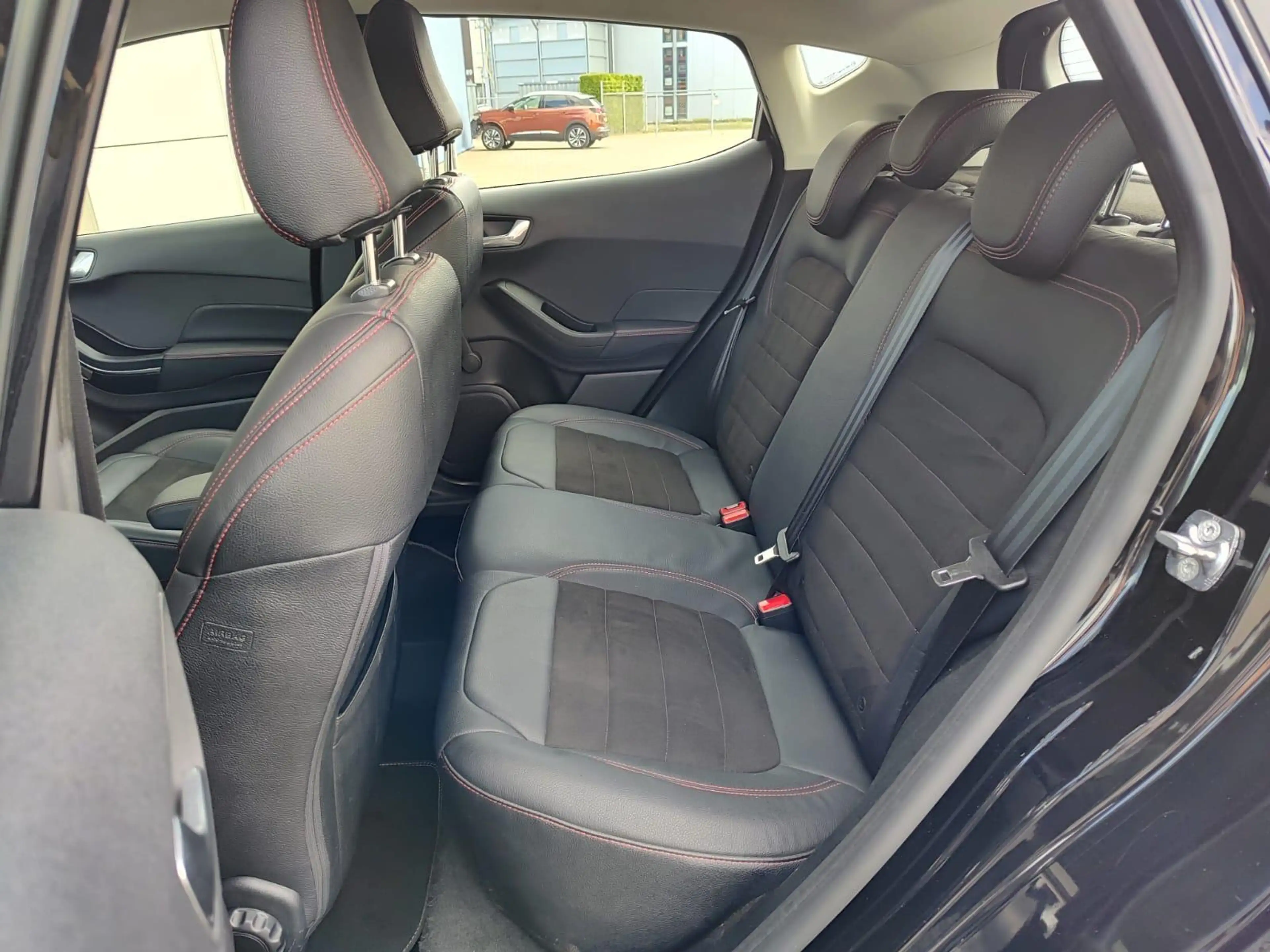 Ford Fiesta 1.0 EcoBoost Titanium Navigatie | Parkeer camera | — photo 13