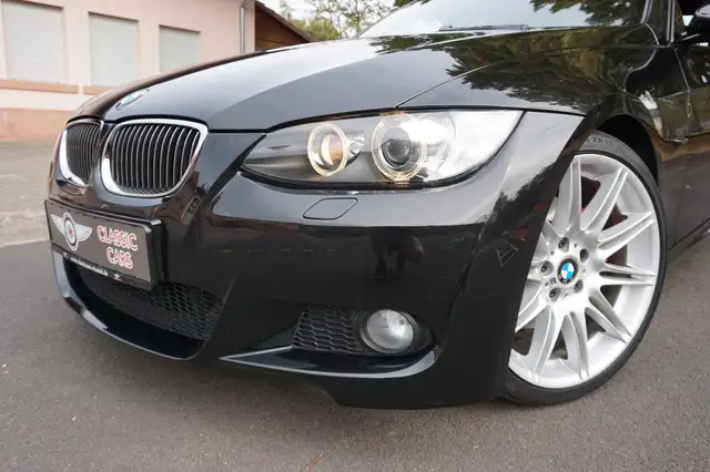 BMW 325 Cabrio 325i - M Paket - Schaltgetriebe - 3.0 R6