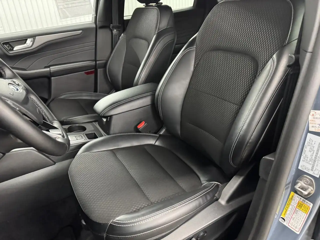 Ford Escape снимка Ford Escape