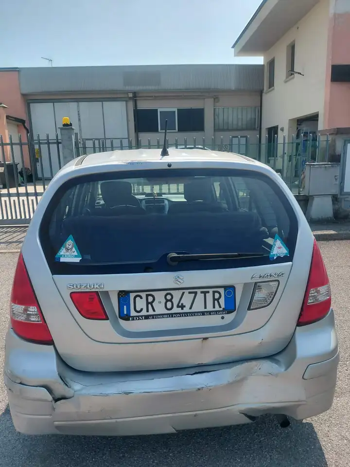 Suzuki Liana, foto 3