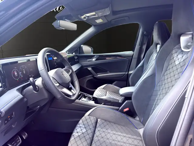 Volkswagen Tiguan view 7