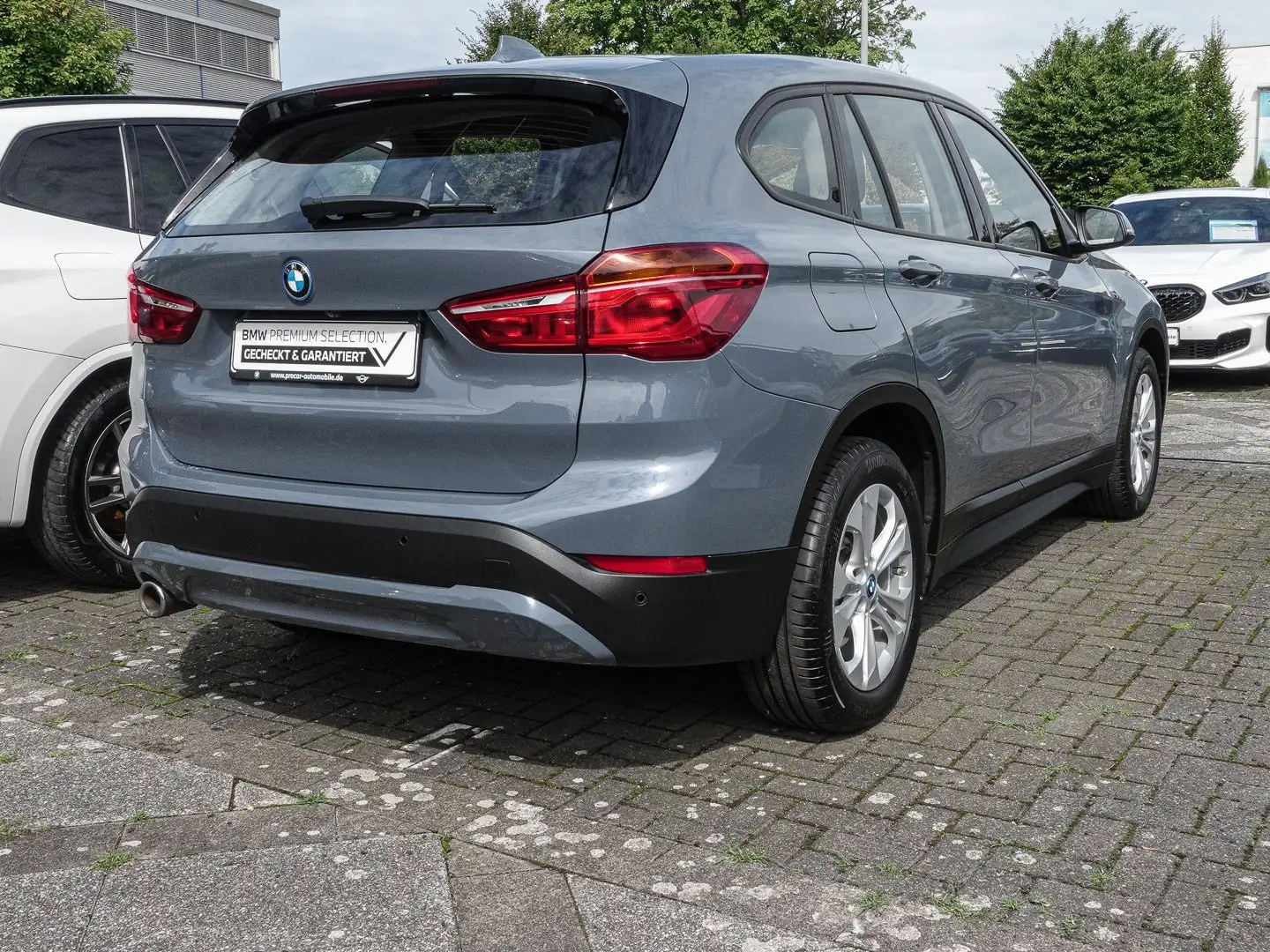 BMW X1 xDrive25e KAMERA+NAVI+SZH+DRIVASS.+ Gris - 2