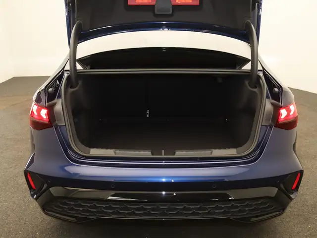 Audi A3 view 9