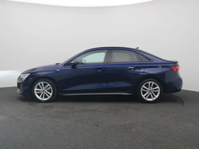 Audi A3 view 5