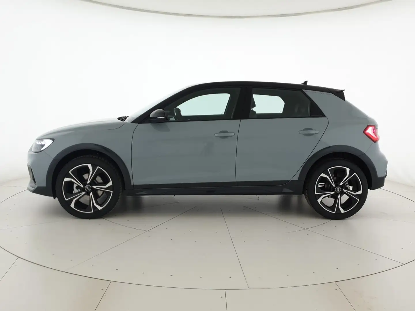 Audi A1 Allstreet 30TFSI 116CV S tronic Identity Contrast Grau - 2