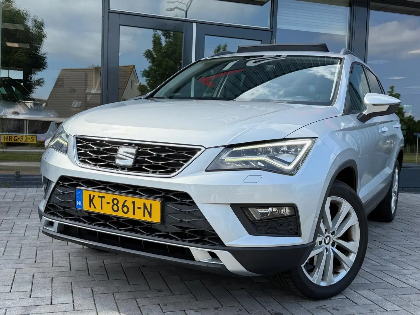 SEAT Ateca 1.0 EcoTSI Pano Camera Carplay Led Grigio - 2