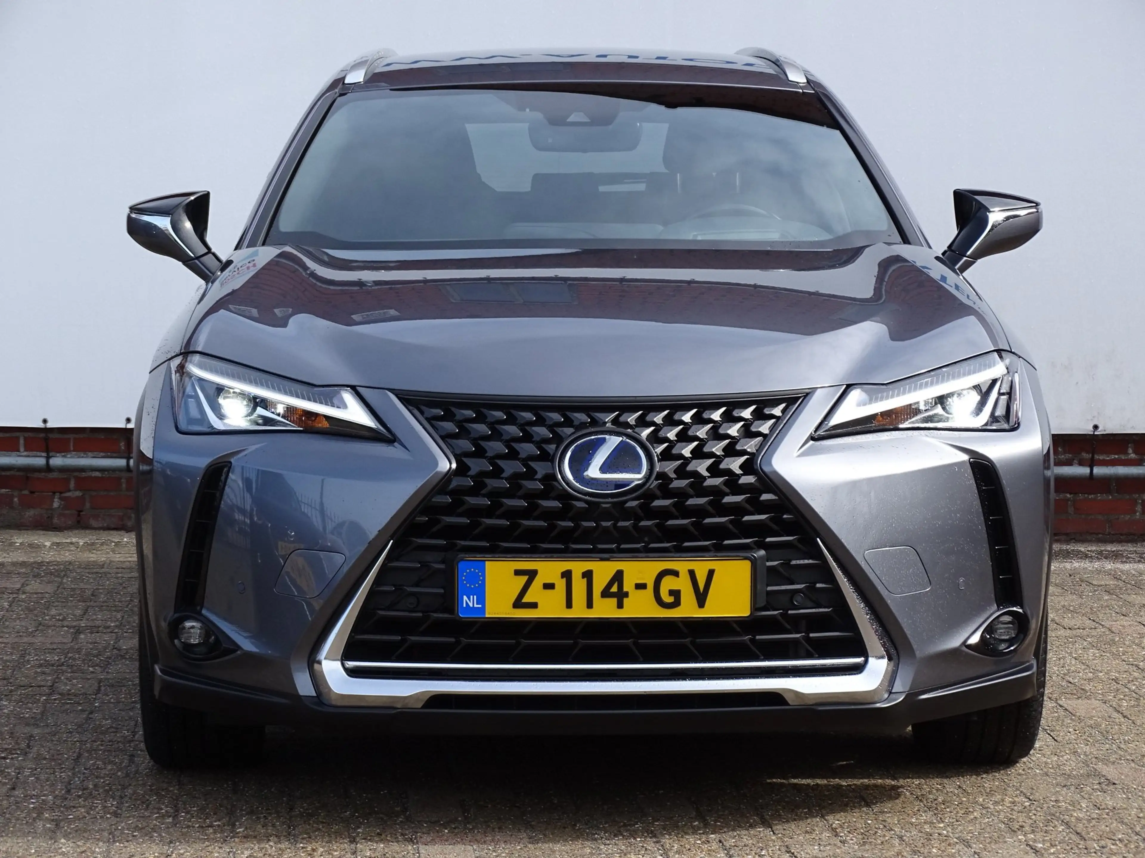 Lexus UX 250h F Sport Line|Camera|HUD|Leder — photo 3