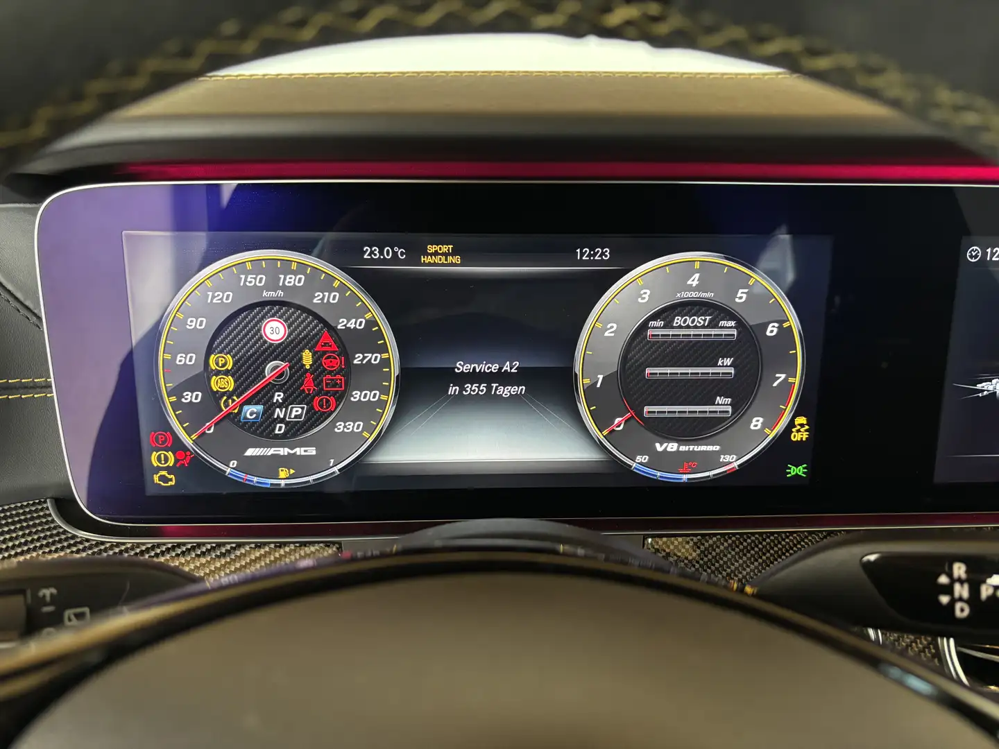 Mercedes-Benz E 63 AMG S 4Matic+ T 9G-TRONIC Edition 1 - 2