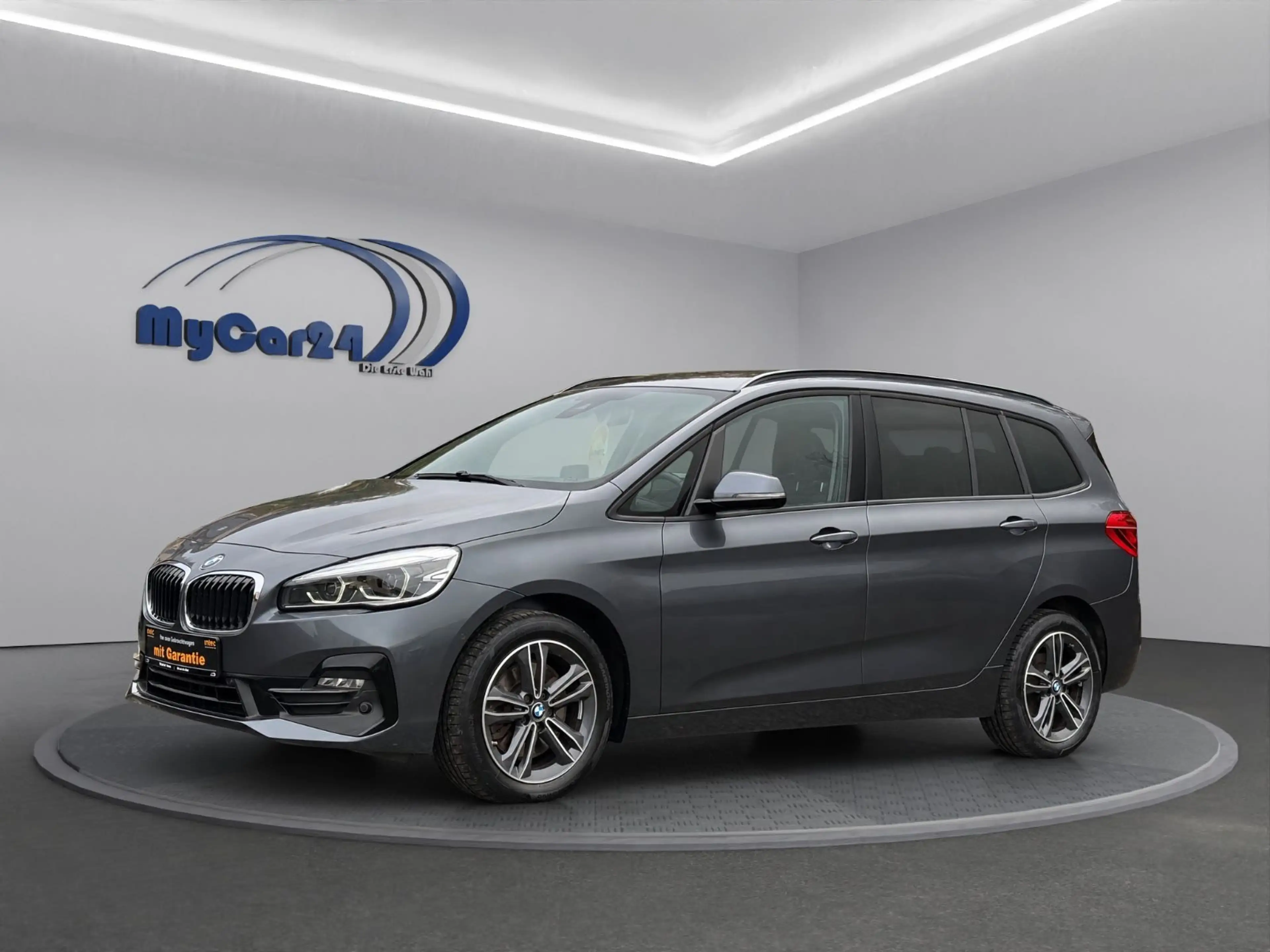 BMW 218 °7-Sitze°Sportl.°Head-Up°Ambiente