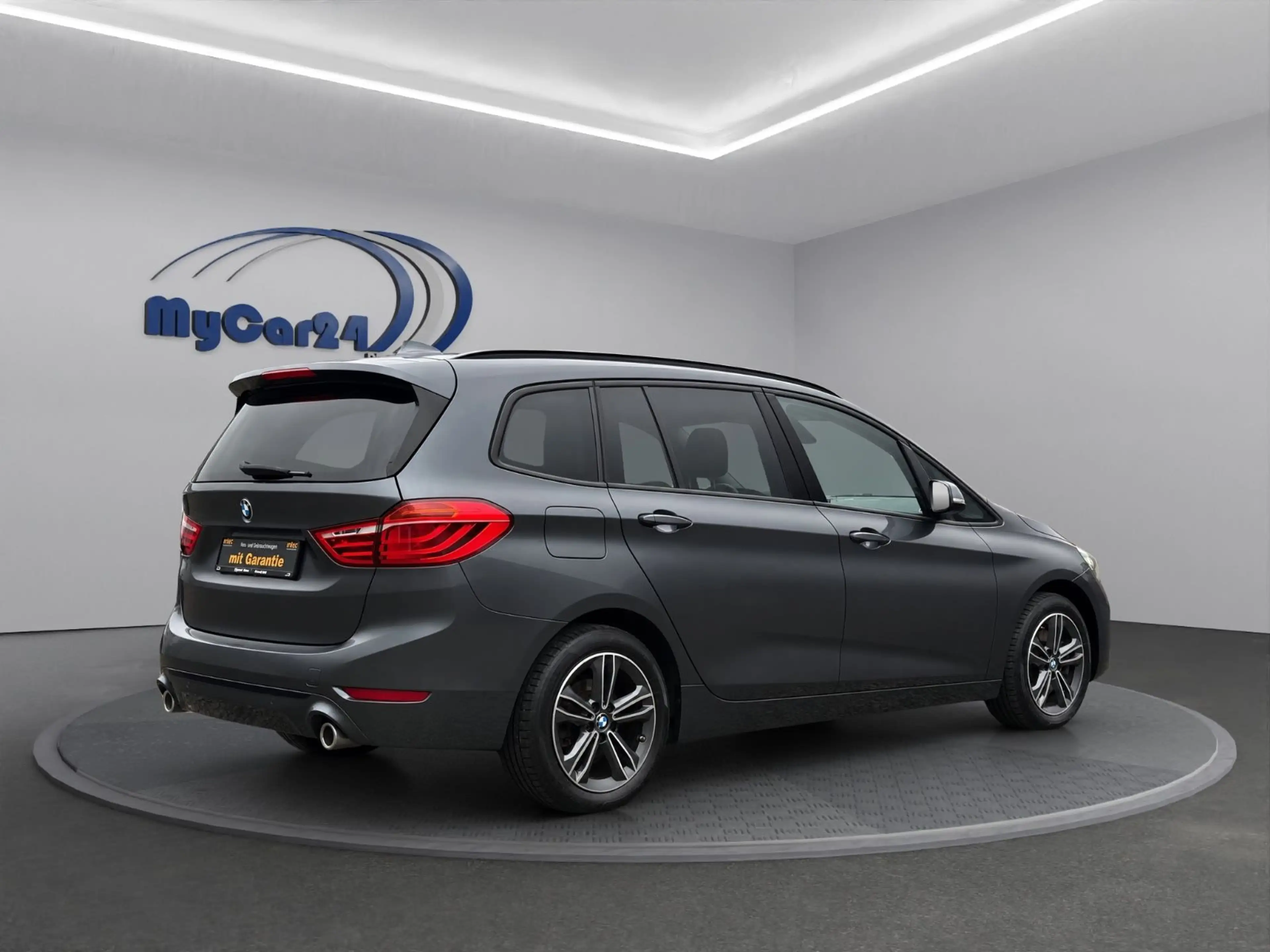 BMW 218 °7-Sitze°Sportl.°Head-Up°Ambiente — photo 6