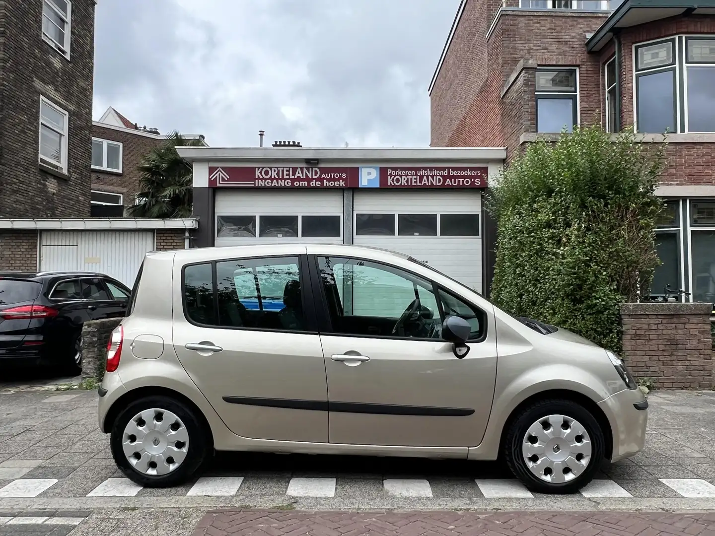 Renault Modus 1.6-16V Air Automaat Bej - 2