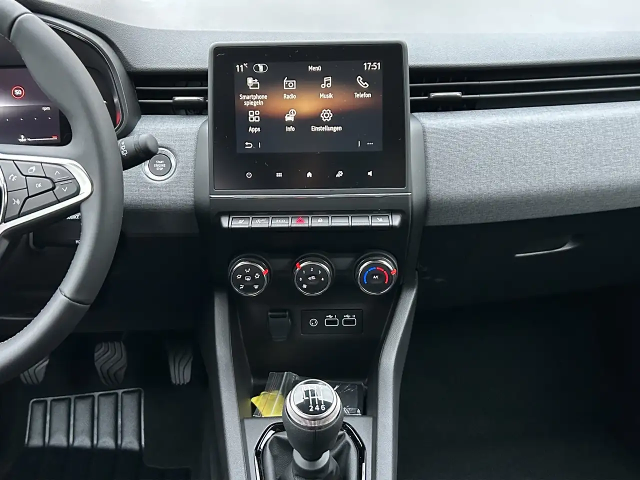 Renault Clio Evolution tce90 Kamera, SHZ, Keyless 14