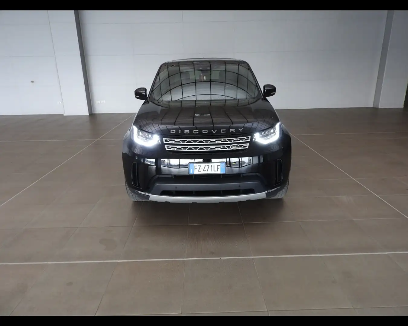 Land Rover Discovery 2.0 SD4 HSE Nero - 2