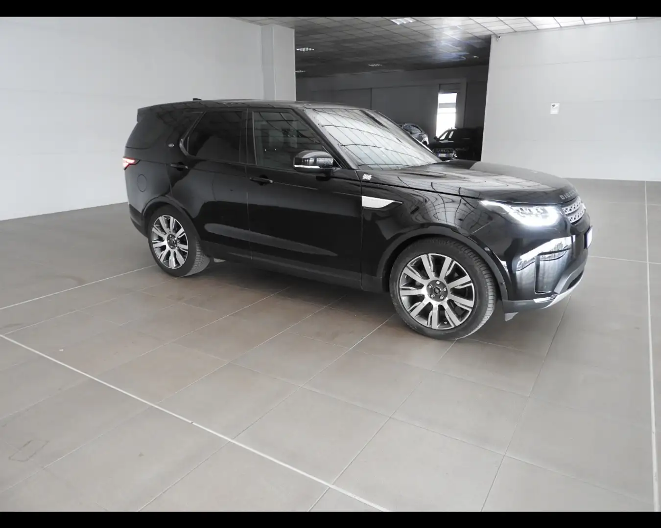 Land Rover Discovery 2.0 SD4 HSE Nero - 1