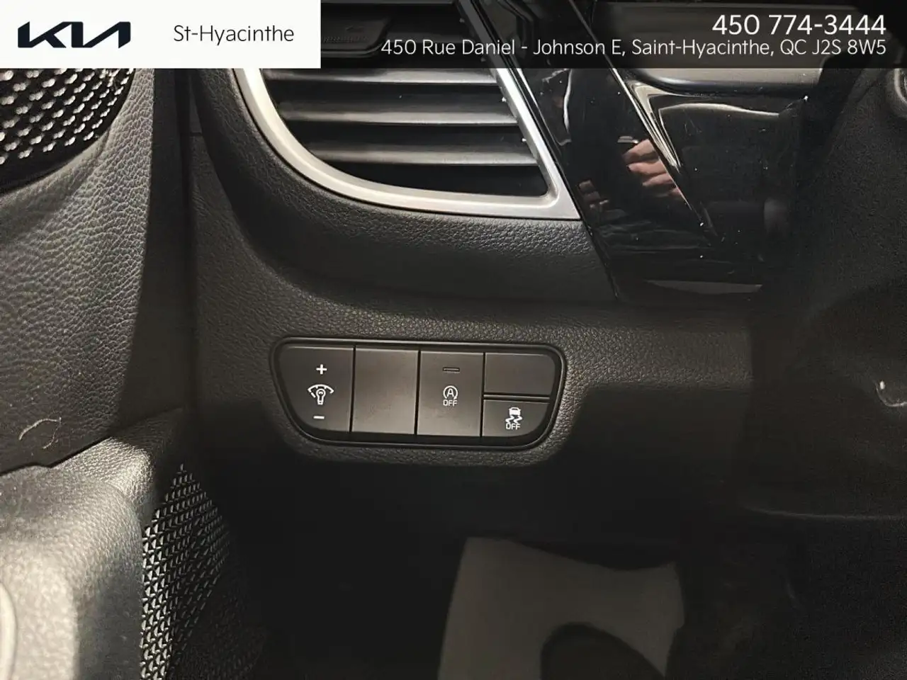 Kia Seltos снимка Kia Seltos