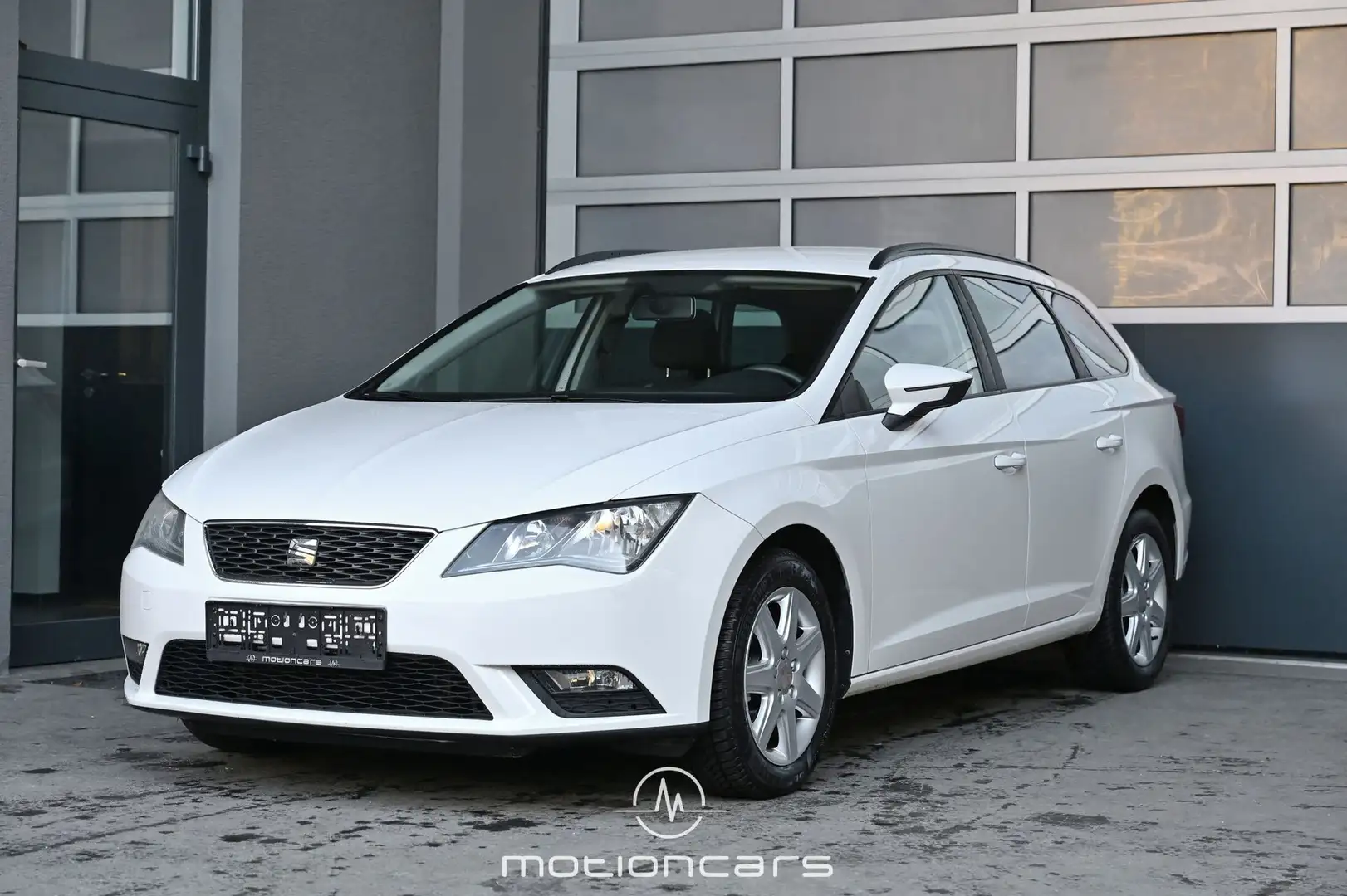 SEAT Leon Reference Pickerl NEU Weiß - 1