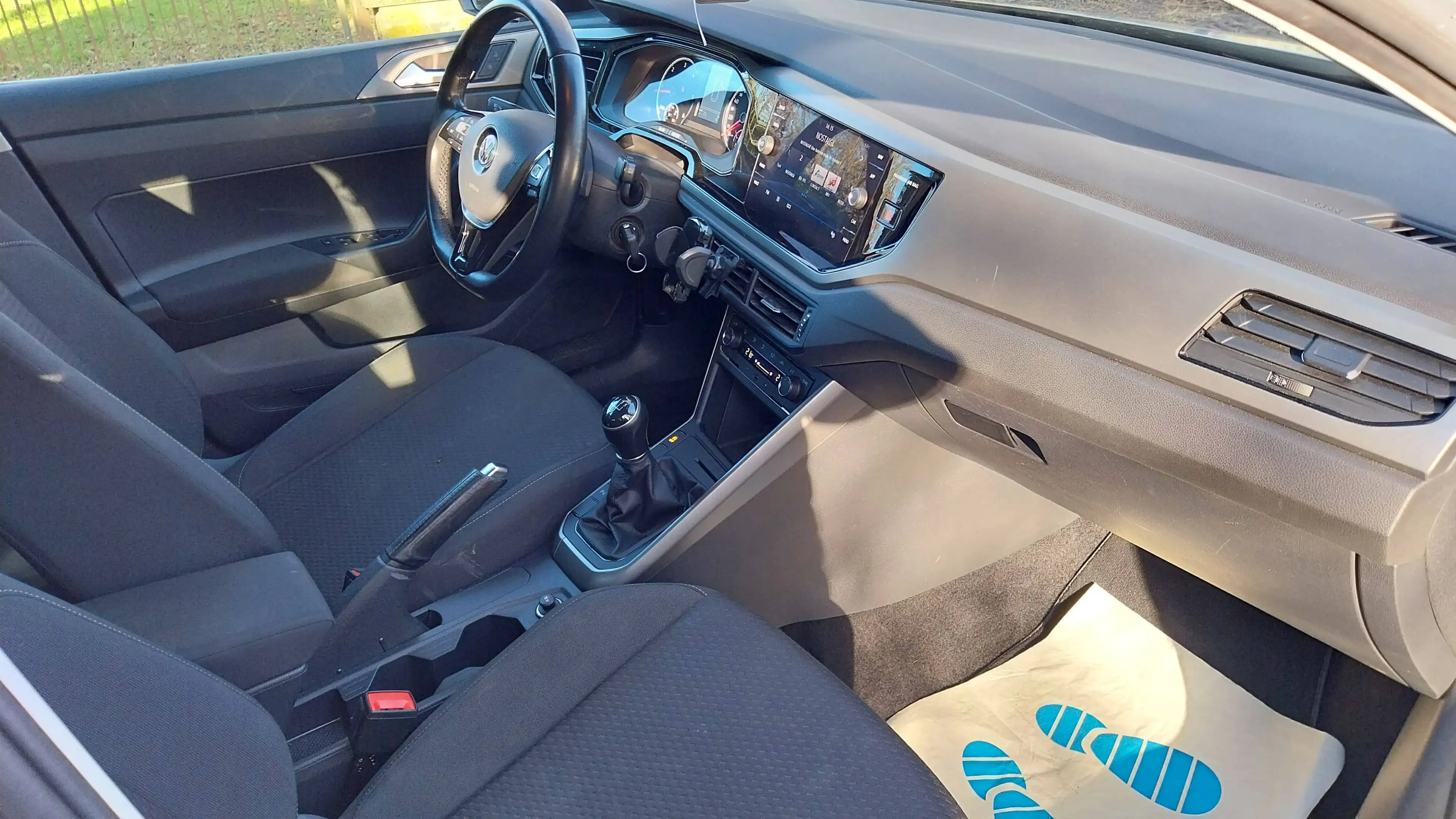 Volkswagen Polo Polo 1.6 TDi /95 cv / clim / GPS / très bon état — photo 10