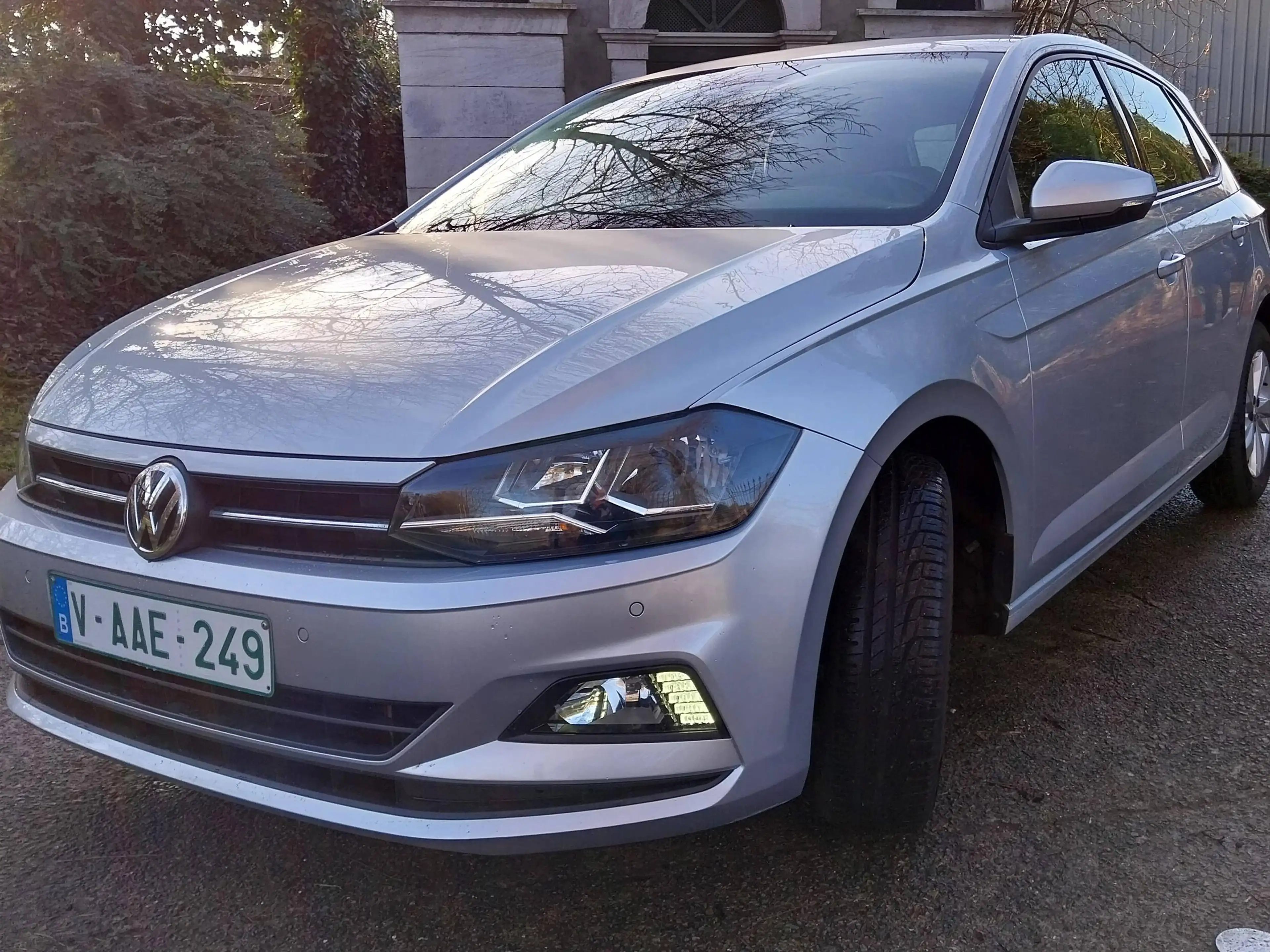 Volkswagen Polo Polo 1.6 TDi /95 cv / clim / GPS / très bon état — photo 4