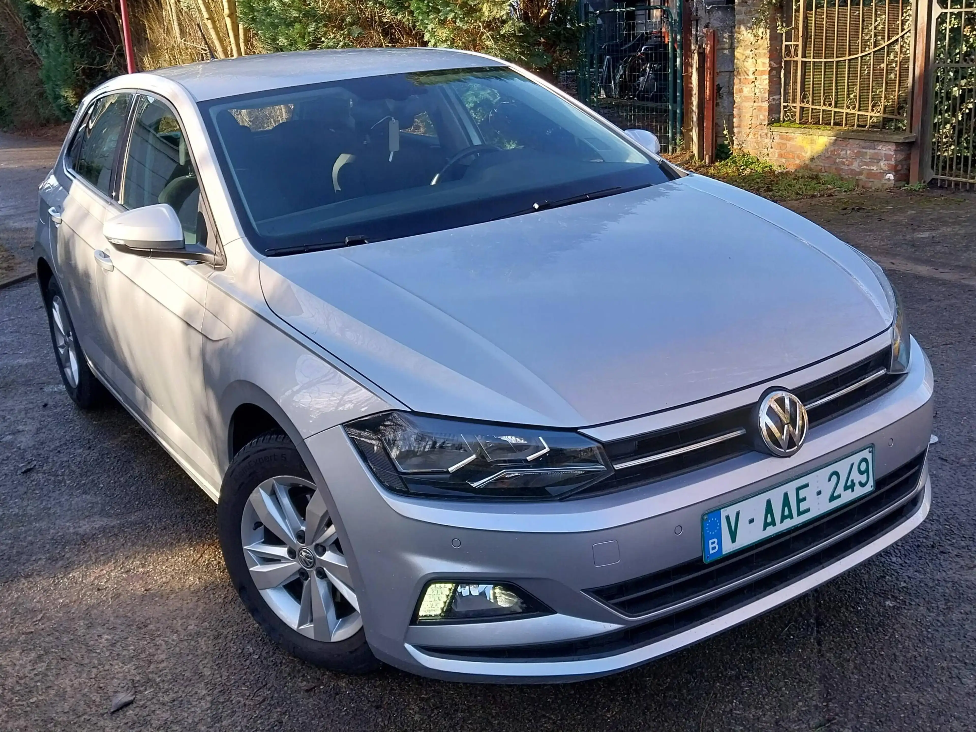 Volkswagen Polo Polo 1.6 TDi /95 cv / clim / GPS / très bon état — photo 2