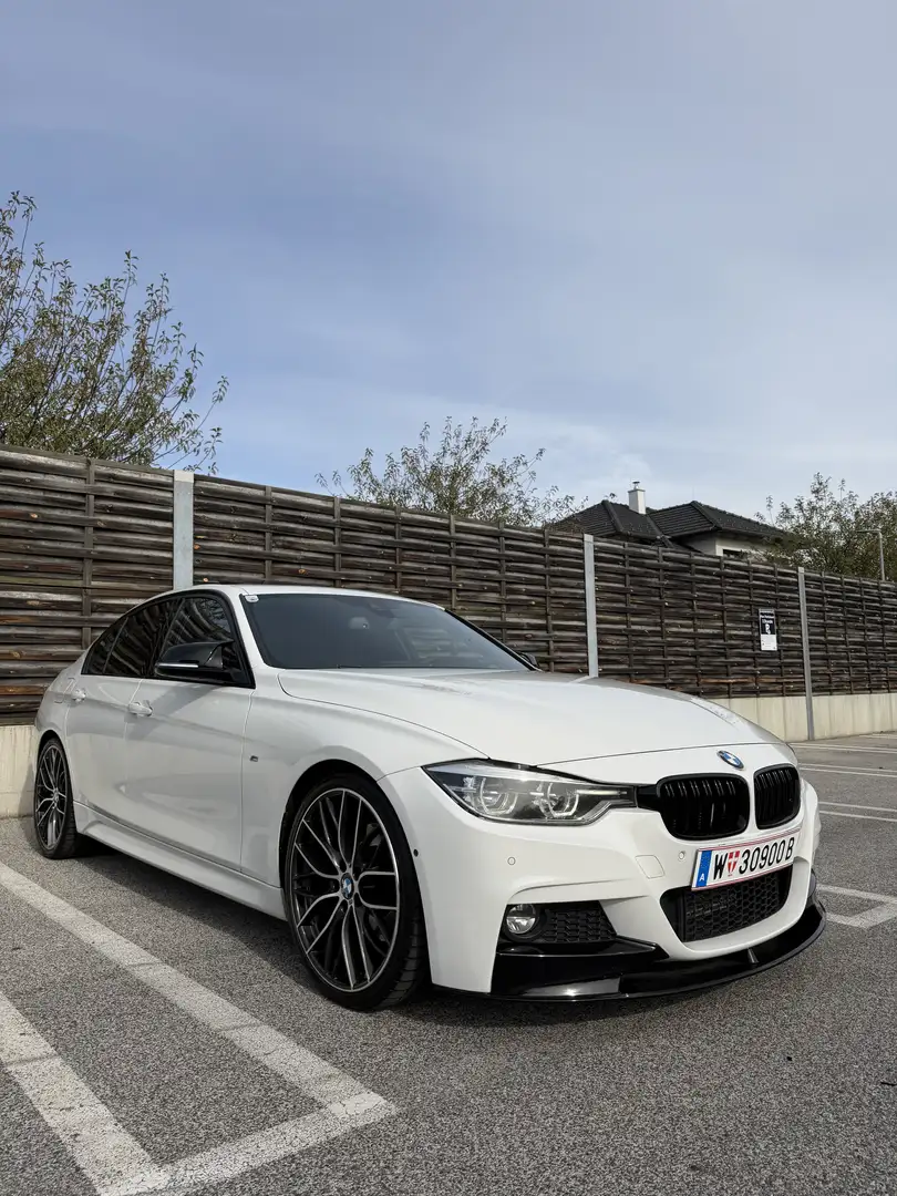 BMW 330 330d M Paket *VOLLAUSTATTUNG* - 2