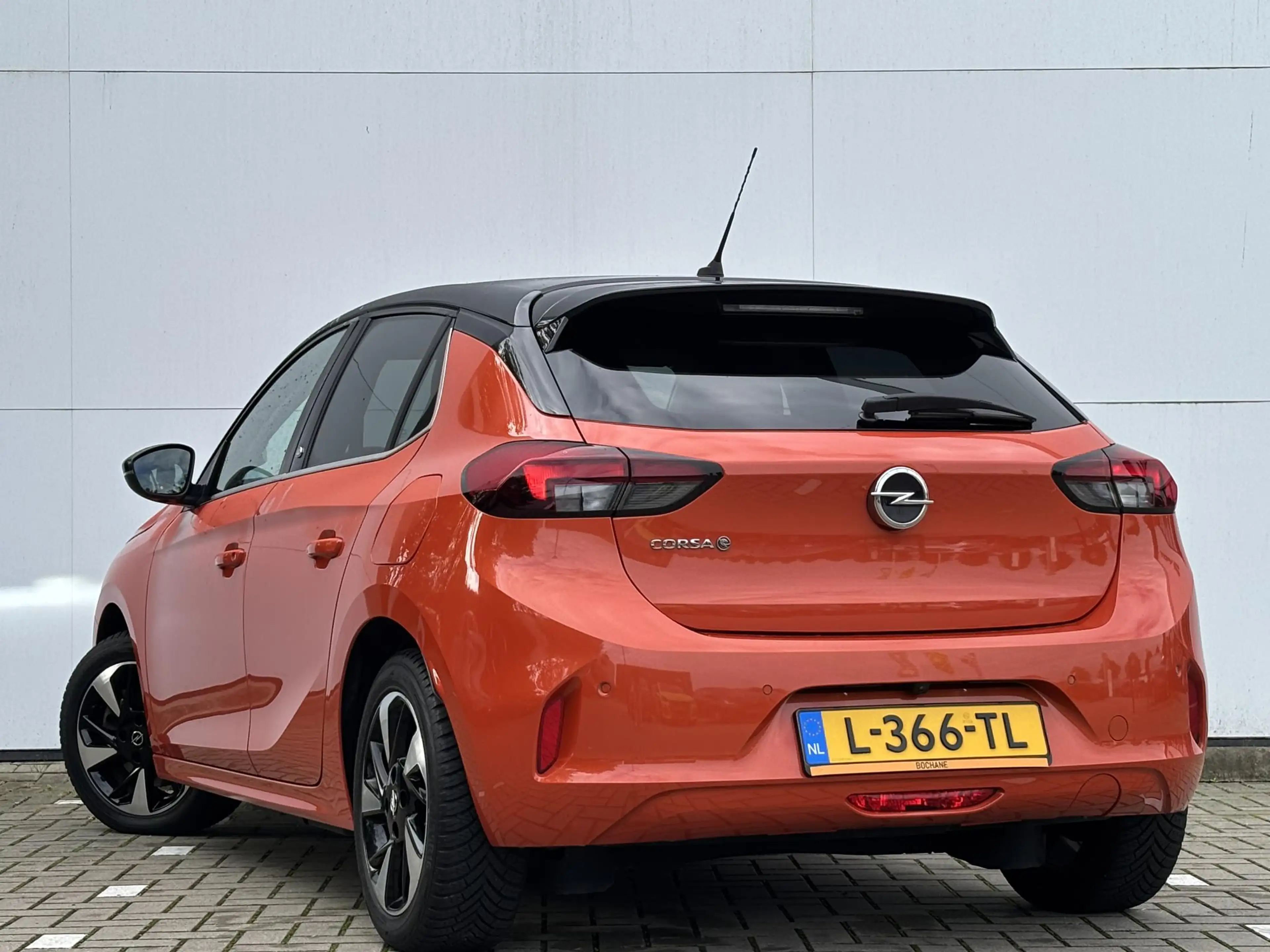 Opel Corsa-e Elegance 50 kWh l Apple Carplay/Android Auto l — photo 6
