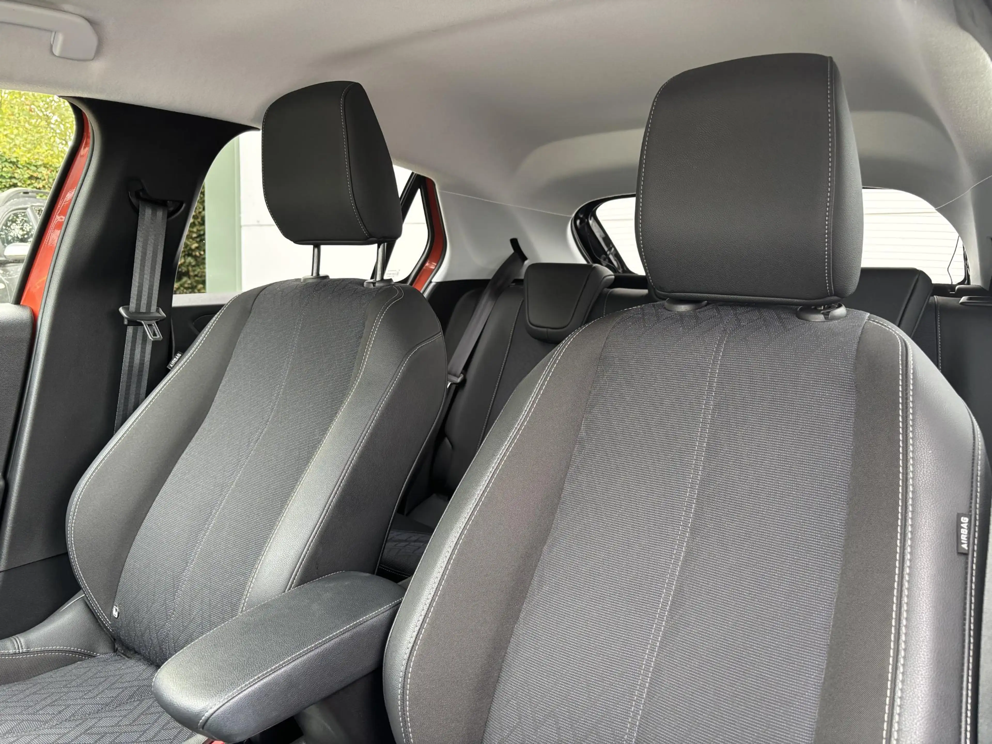 Opel Corsa-e Elegance 50 kWh l Apple Carplay/Android Auto l — photo 7
