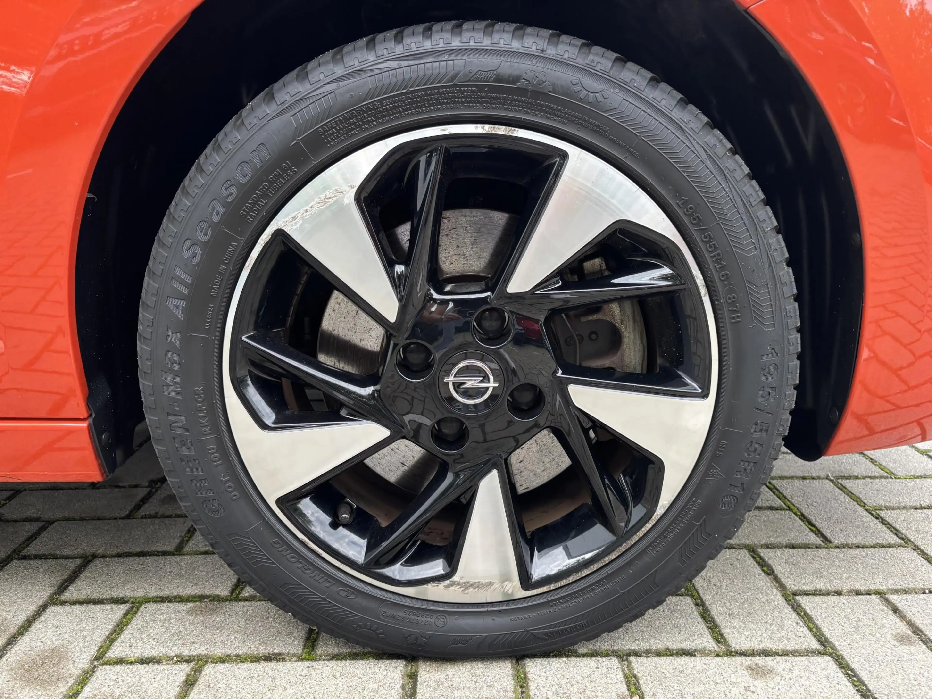 Opel Corsa-e Elegance 50 kWh l Apple Carplay/Android Auto l — photo 25