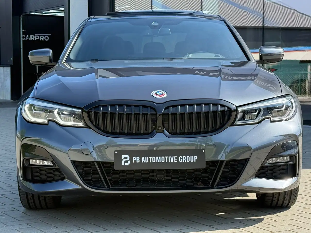 BMW 330 Xdrive-Pano-Head Up-Elekzetels-Cam-360-kyless-Cockpit Prof-sfeerverlichting 2