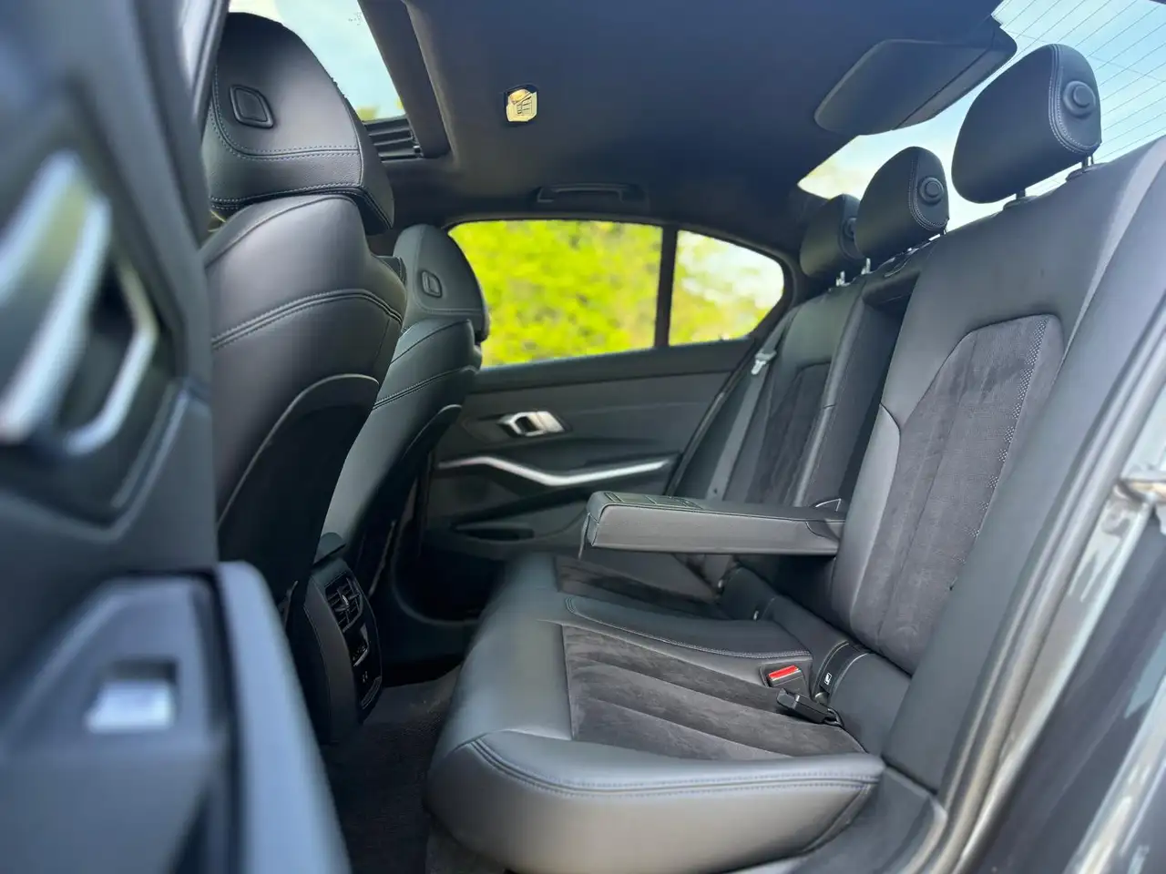 BMW 330 Xdrive-Pano-Head Up-Elekzetels-Cam-360-kyless-Cockpit Prof-sfeerverlichting 18