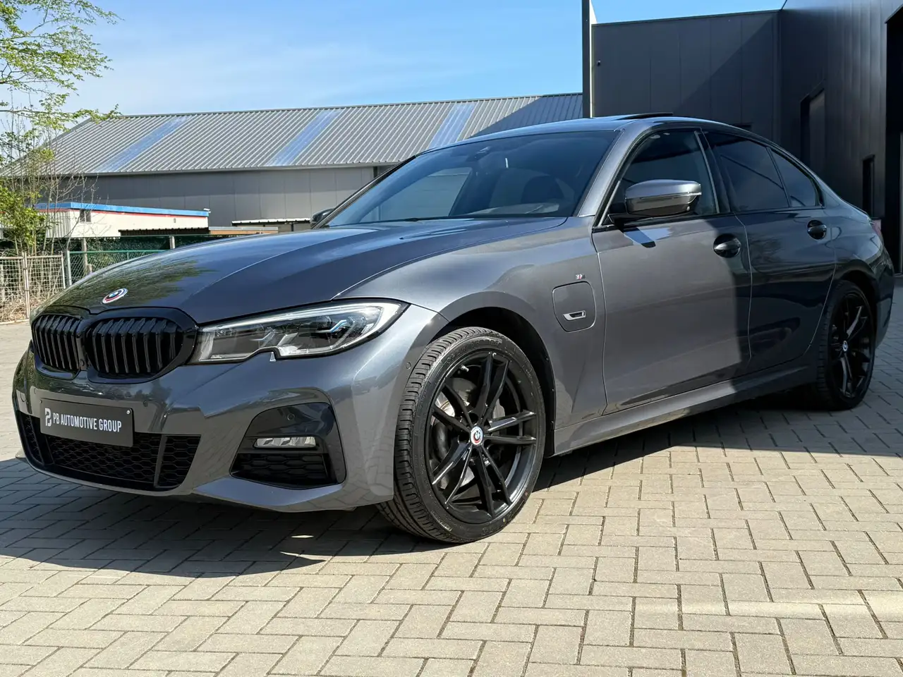 BMW 330 Xdrive-Pano-Head Up-Elekzetels-Cam-360-kyless-Cockpit Prof-sfeerverlichting 3