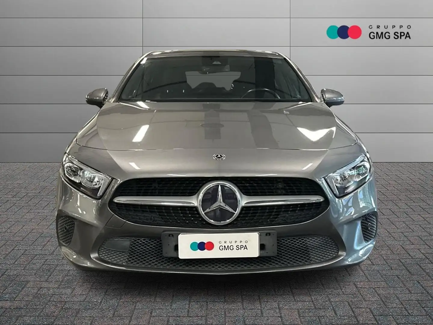 Mercedes-Benz A 180 A 180 d Business Extra auto Grey - 2