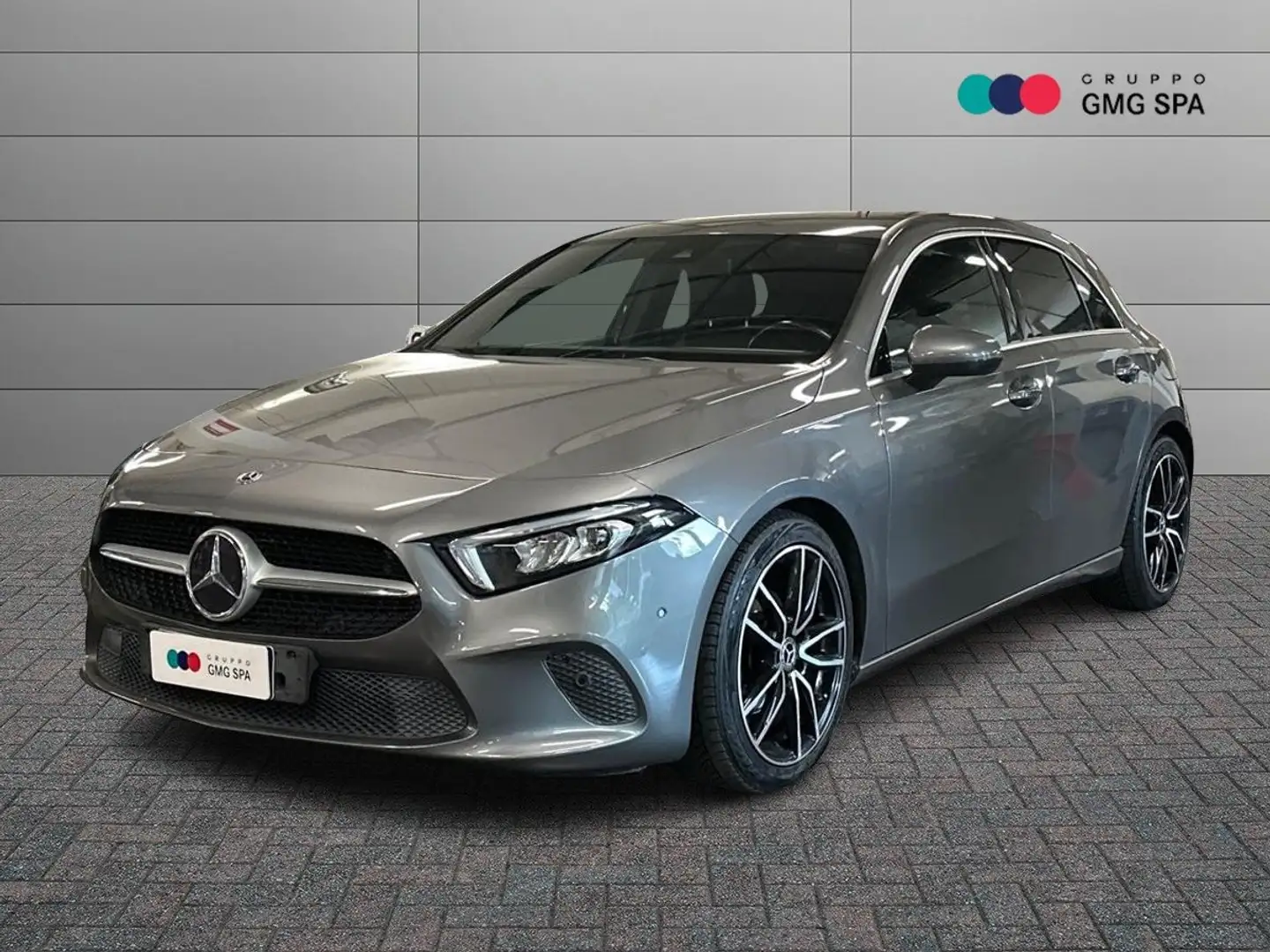 Mercedes-Benz A 180 A 180 d Business Extra auto Grey - 1