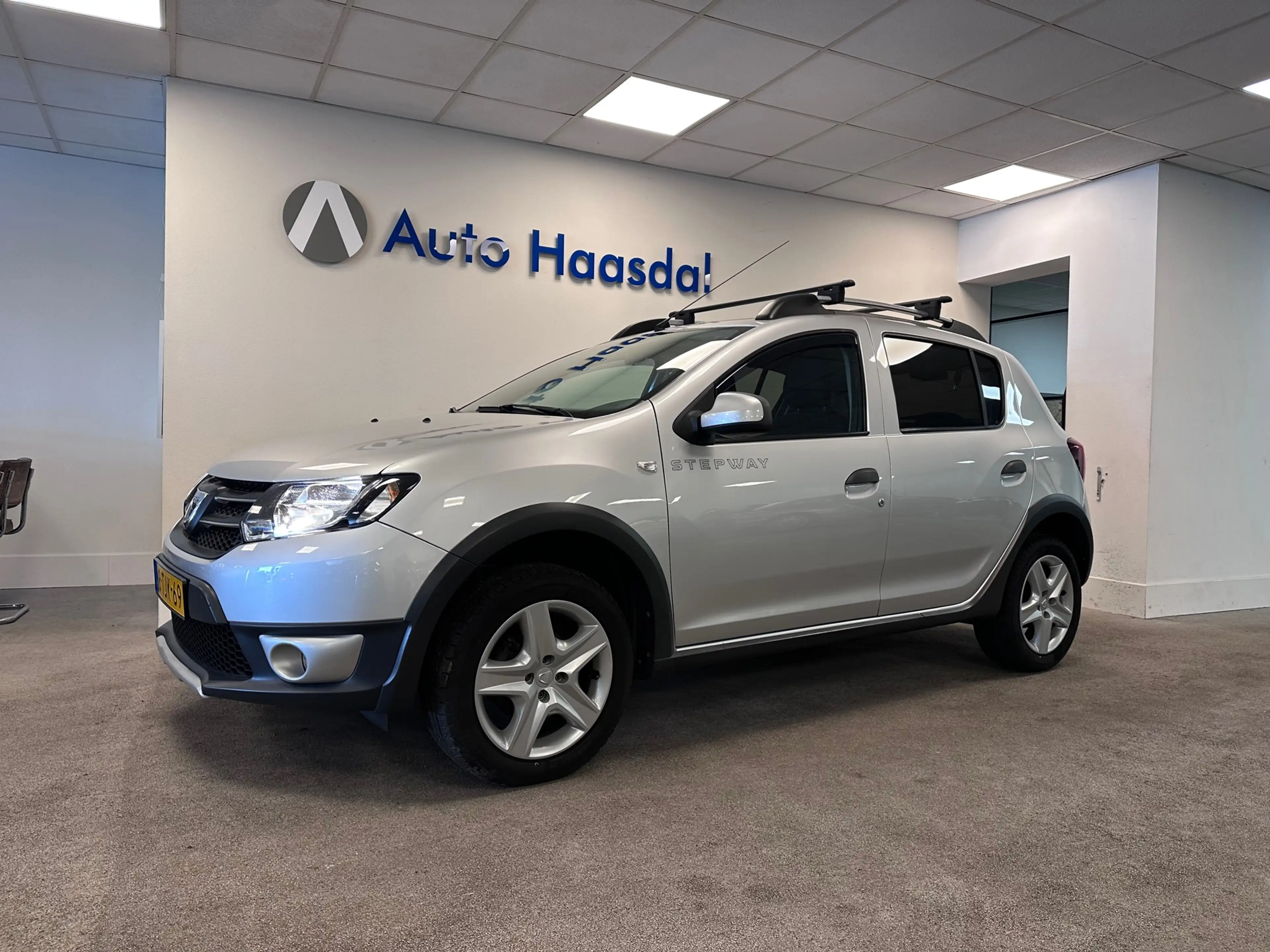 Dacia Sandero 0.9 TCe Stepway Lauréate|TREKHAAK|CRUISE|NAP