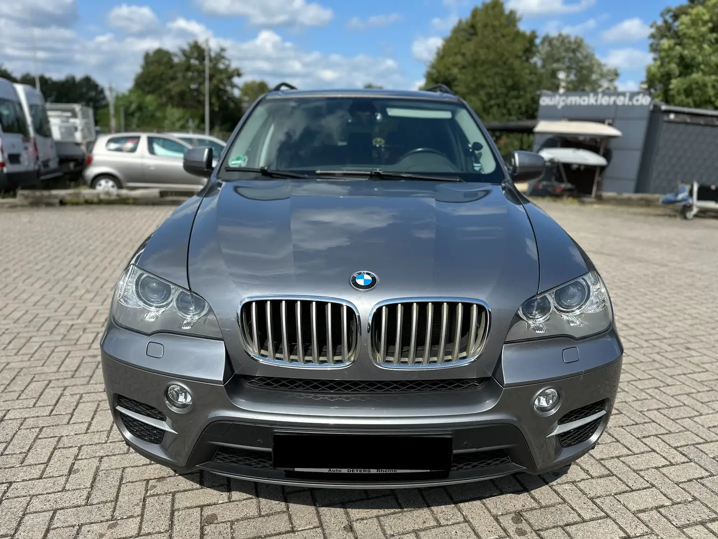 BMW X5 xDrive40d Navi Leder Panorama Memory AHK Xenon PDC Gris - 2