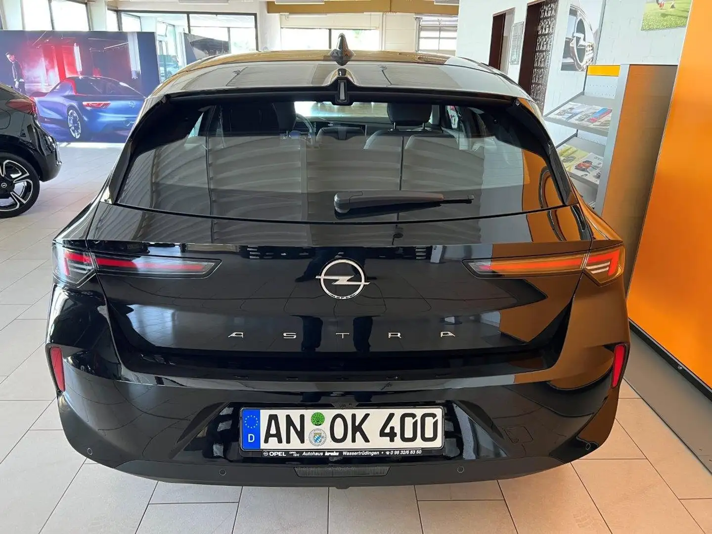 Opel Astra 1.2 Turbo Enjoy - Sitz- & Lenkradheizung - Kamera Schwarz - 2