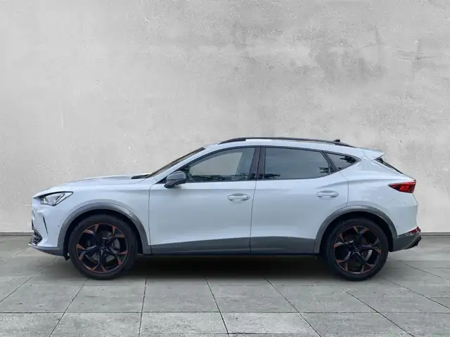 CUPRA Formentor view 2