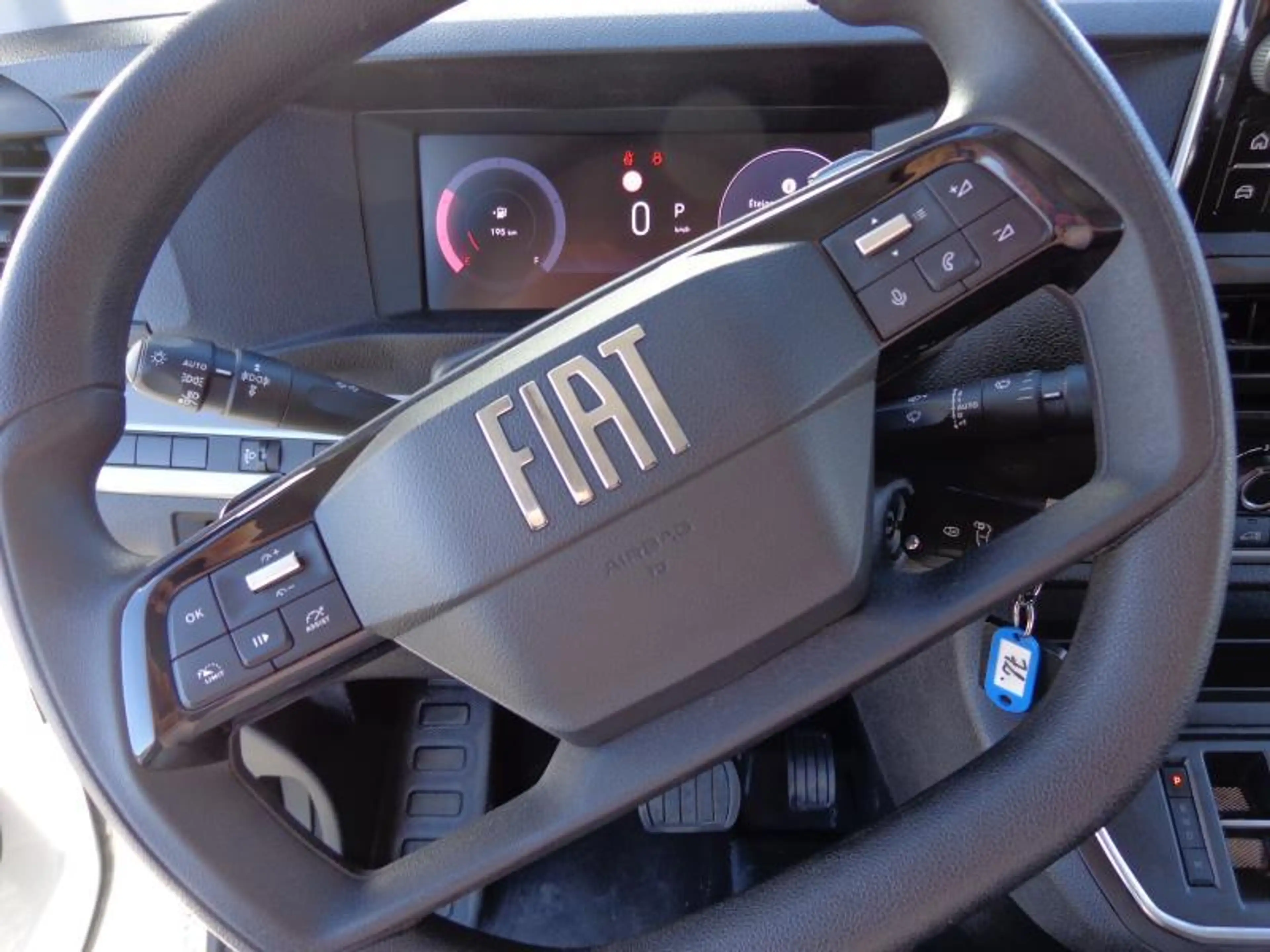 Fiat Scudo 2.0HDi EAT8 XL 3Pl - GPS — photo 4